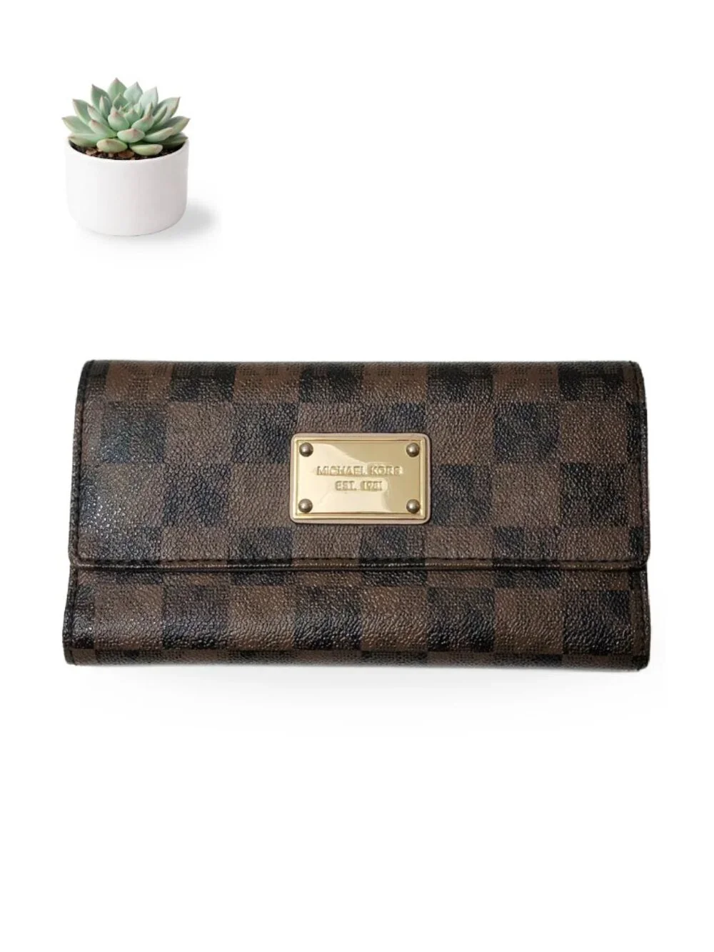 Michael Kors Jet Set Checkbook Wallet Brown Checkerboard Logo Print Gold Plate